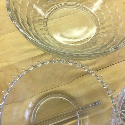 3 glass bowls