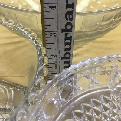 3 glass bowls