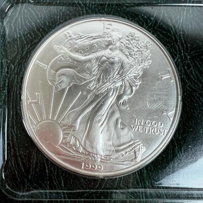 609  Uncirculated 1999 Silver American Eagle 1oz. Silver Dollar Bullion Coin