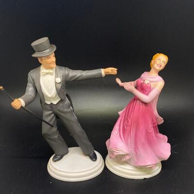 AVON Images of Hollywood Ginger Rogers Fred Astaire The Barkleys of Broadway Figurines