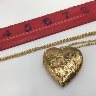 Large Heart Avon Chain with Pendant