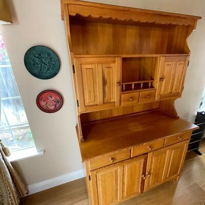 Solid wood Countey -style hutch