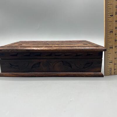 Retro Carved Wood Bird Pattern Jewelry Trinket Box