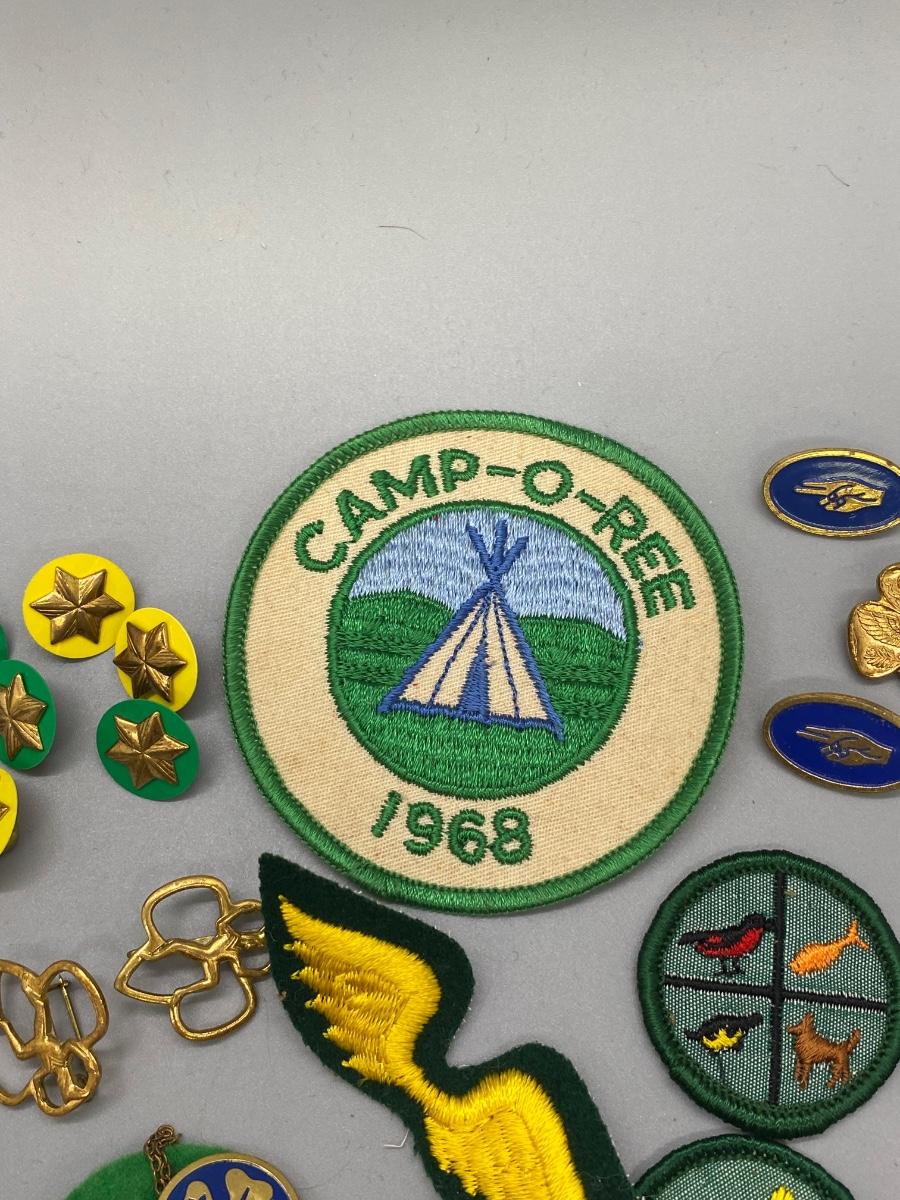 Vintage girl scout patches - Gem