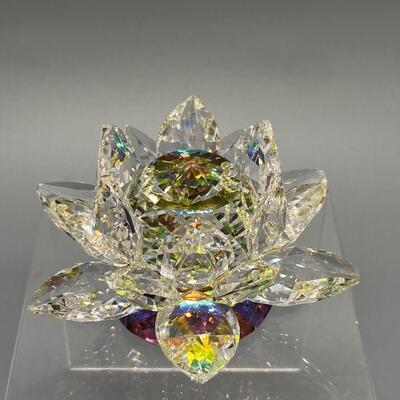 Beautiful BJ Crystal Lotus Flower Figurine Paperweight