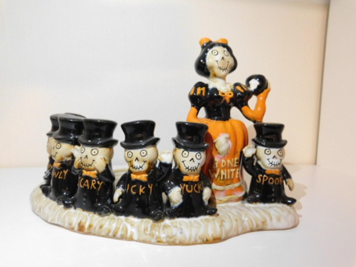 Yankee Candle Boney Bunch Bone White Candle Plate