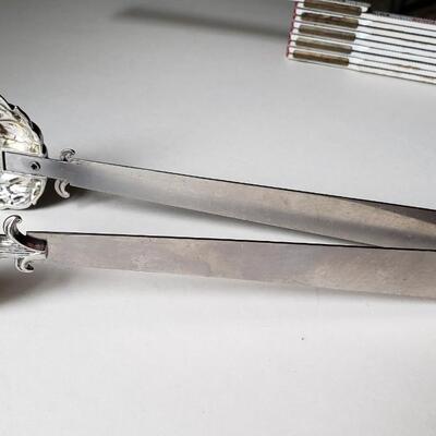 Vintage tongs