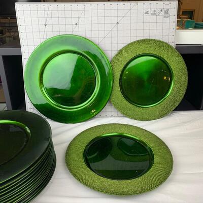 #107 Metallic Beaded Green & Emerald Underplates