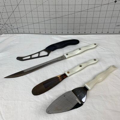 #127 Cutco Knives & Serving Pieces