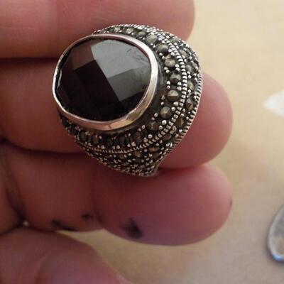 Hi - Fashion dinner sterling onyx ladies ring.