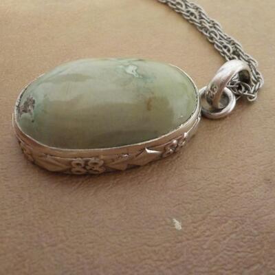 Sterling silver Jade stone necklace good size.