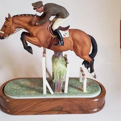 Merano and Horse Royal Worcester 1963 modelled by Doris Lindner
