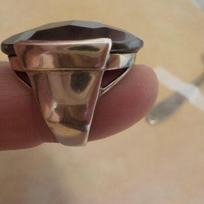 Sterling Silver Cut design black onyx stone.