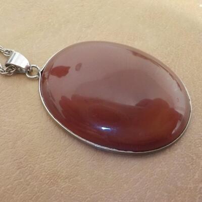 Sterling Silver  Citrine Quartz stone necklace.