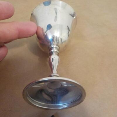 Sterling silver challis  / non weighted.