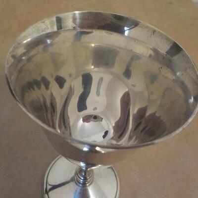 Sterling silver challis  / non weighted.