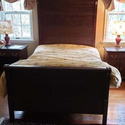Antique Full size bed  tall headboard!