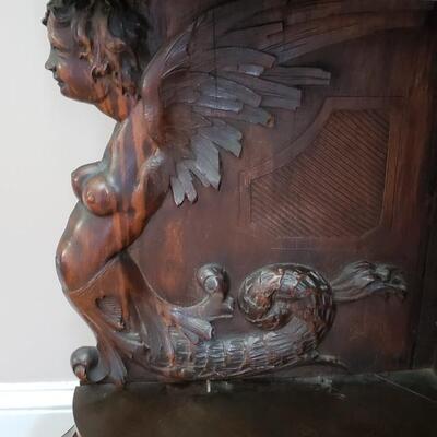 Antique Corner shelf with amazing carvings!