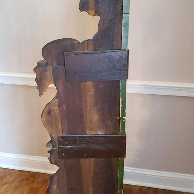 Antique Corner shelf with amazing carvings!