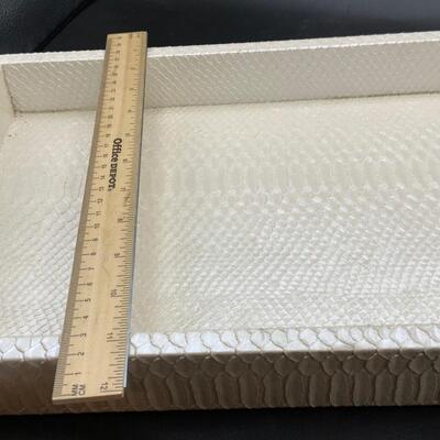 White snake serving tray, Rock on!