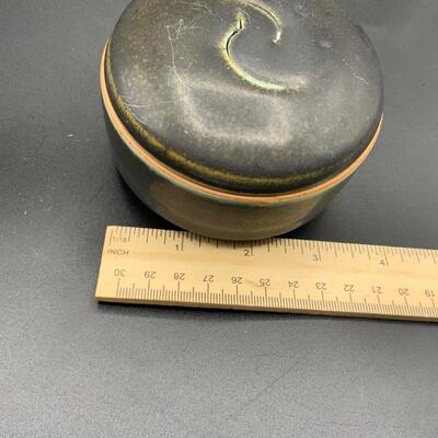 Signed pottery trinket box