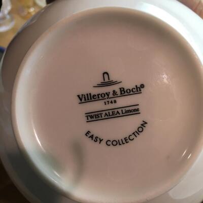 Assorted ceramic bowls