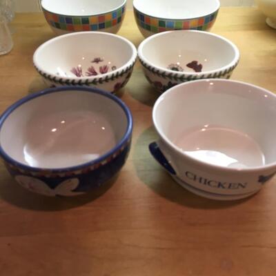 Assorted ceramic bowls