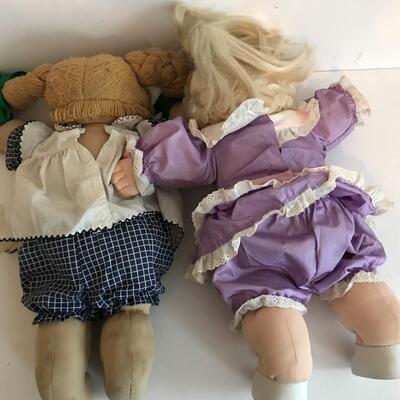 Vintage Cabbage Patch dolls /clothes