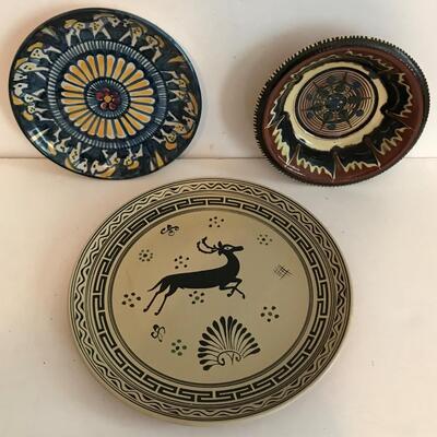 Decorator ~ Collectible Display Pottery / Dishes