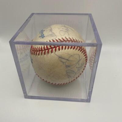 -98- Signed Baseball | Jim Rice Boston And Others
