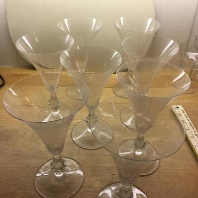 Glass stemware 8â€