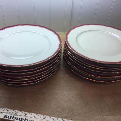 14 Royal Ivory Windsor 10" dinner plates, red and gold edge