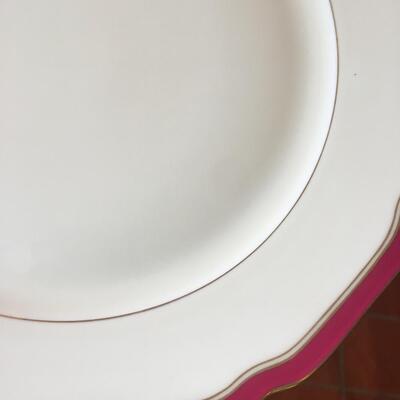 14 Royal Ivory Windsor 10" dinner plates, red and gold edge