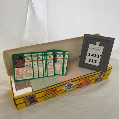 -115- Baseball Cards | 1990 Score Collectors Set