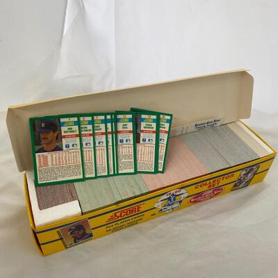 -115- Baseball Cards | 1990 Score Collectors Set