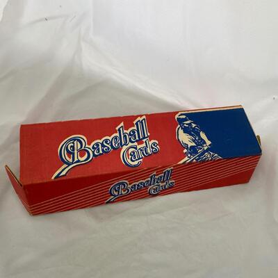 -119- Baseball Cards | 1990 Donruss Box Set