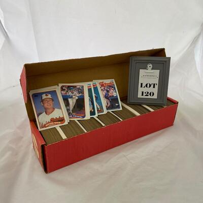-120- Baseball Cards | 1989 Topps Box Set