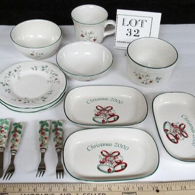 Lot of Older Pfaltzgraff WINTERBERRY Dishes, Utensils