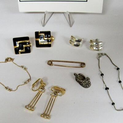 Vintage to Comtemporary Jewelry Lot With Monet Earrings