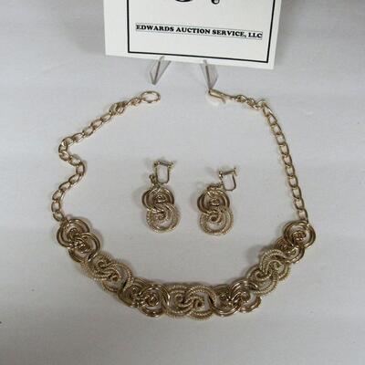 Really Nice Looking Goldtone Necklace and Earrings Set, West Germany