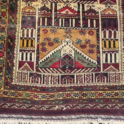 Native American hand made rug southwest.. 36 x 54.