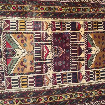 Native American hand made rug southwest.. 36 x 54.