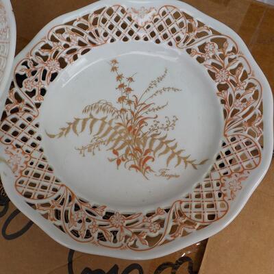 2 Stunning Dinner Servicing platters. " Leonardo Fougere
