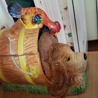 Dog in a barrel cookie jar with rooster