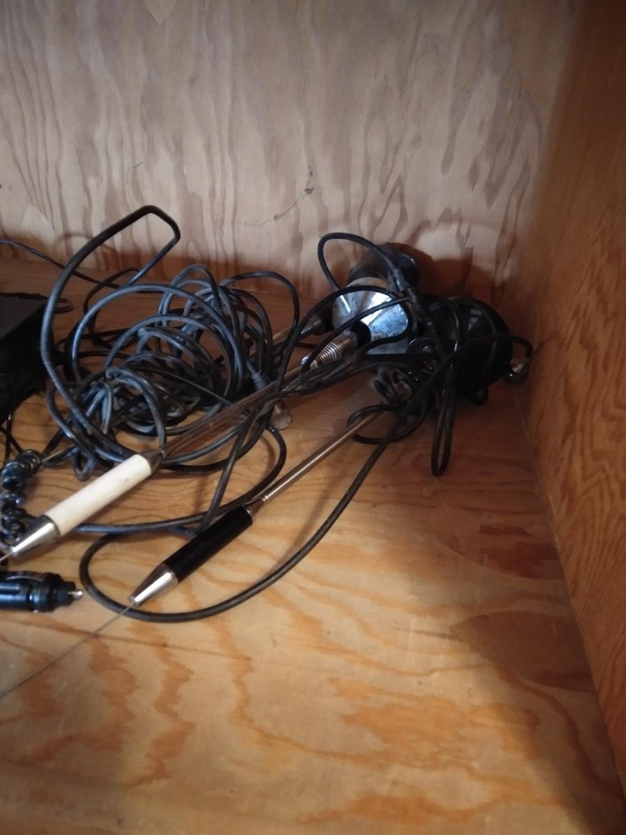 LOT 234 CB RADIO AND EMERGENCY RADIO