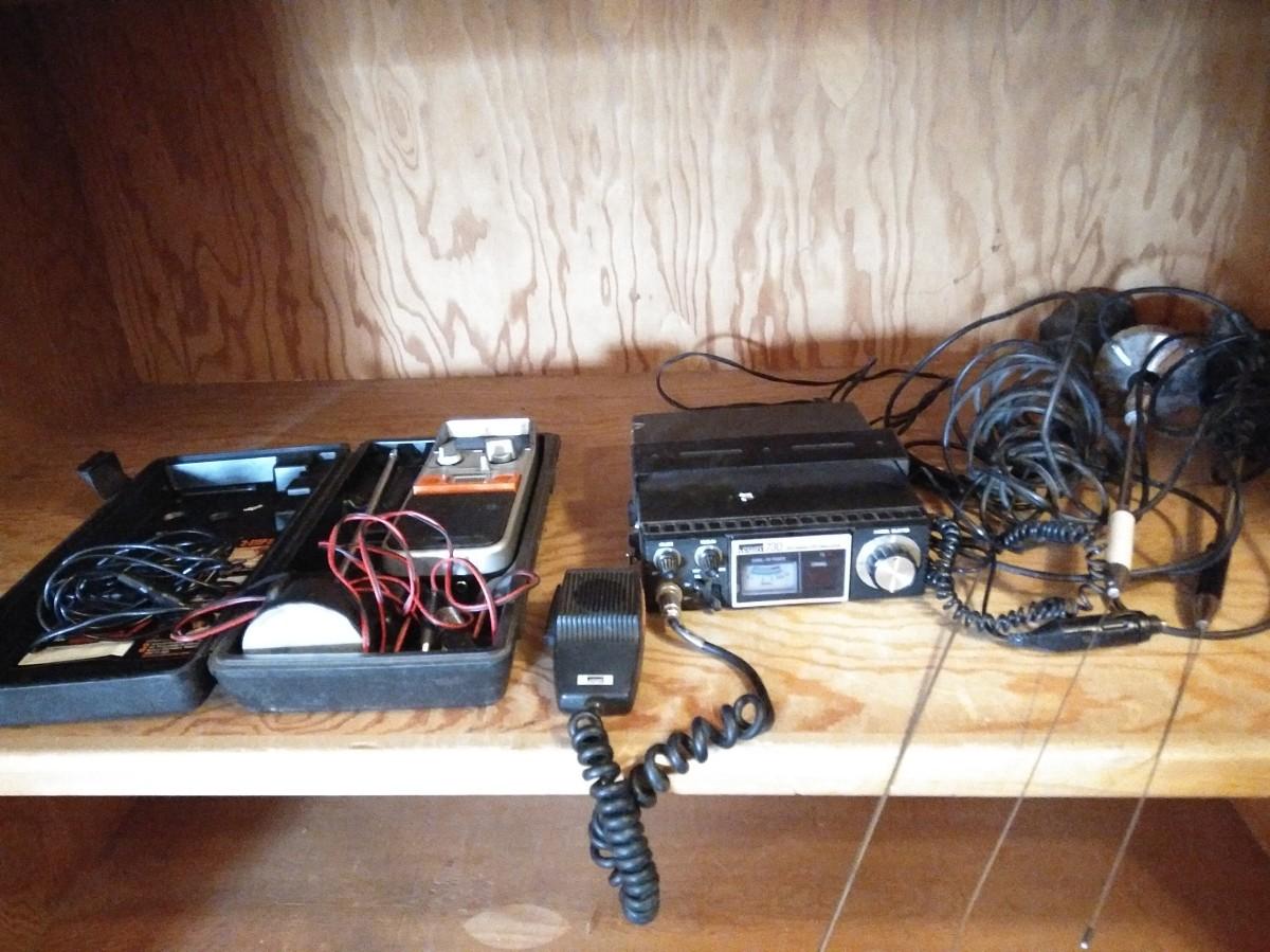 LOT 234 CB RADIO AND EMERGENCY RADIO