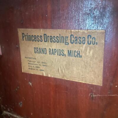 Princess Dressing Case Co. Antique Dry Sink (BLR-RG)