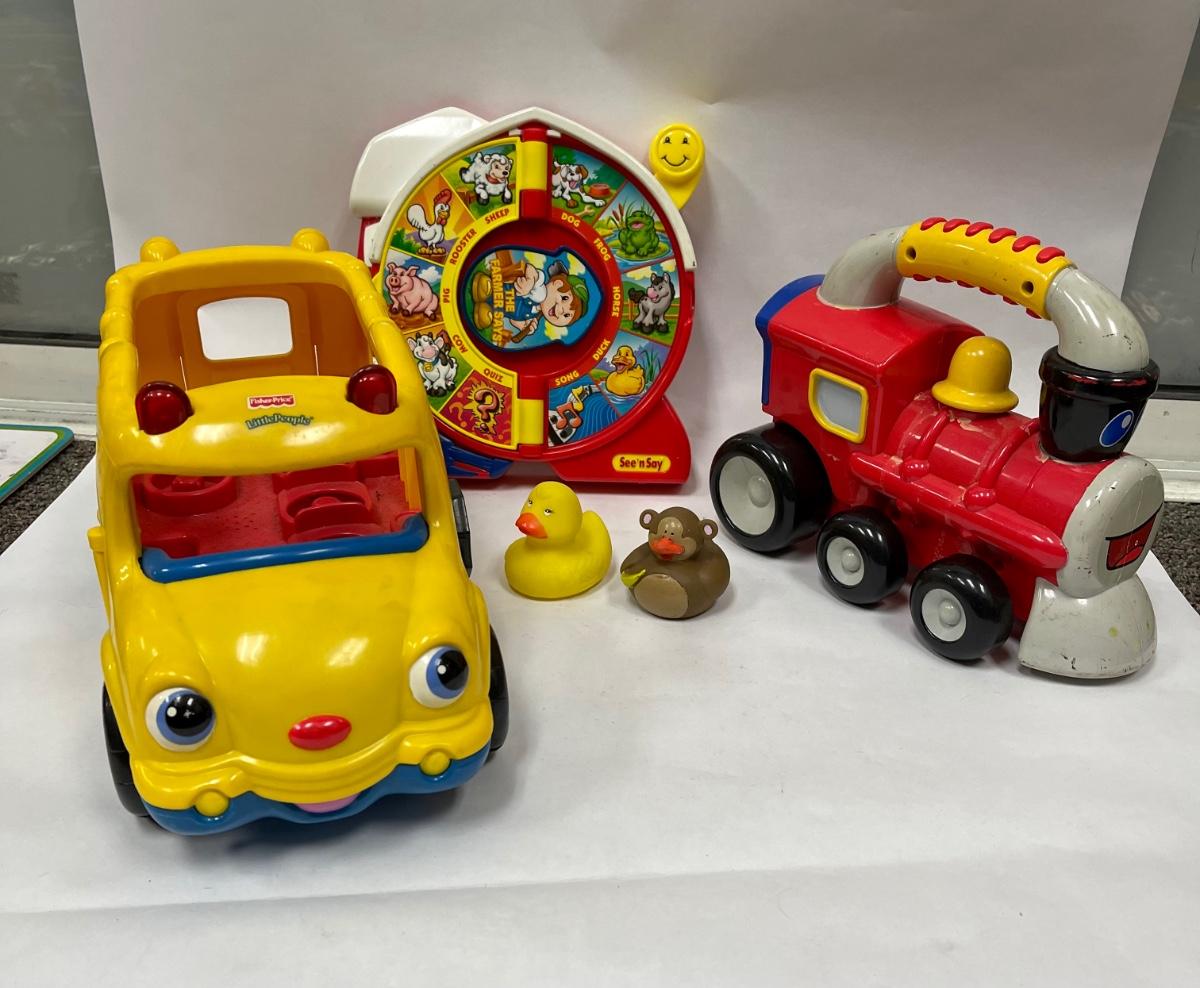 Vintage toy offers lot