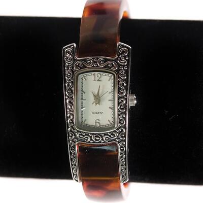 Grouping of 6 Watches