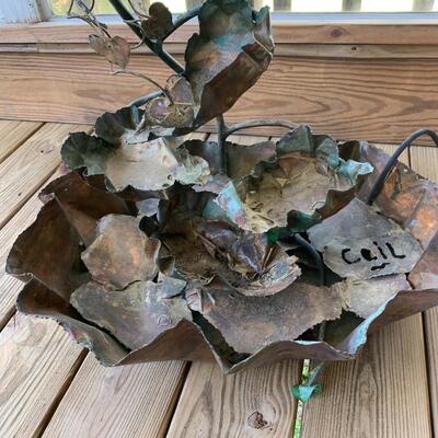 Ceil Metal Leaf Art Fountain (P-DG)